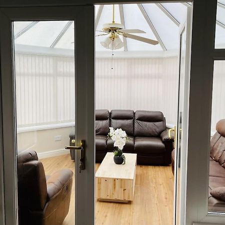 5-Bedroom Cottage In Healing, Grimsby Extérieur photo
