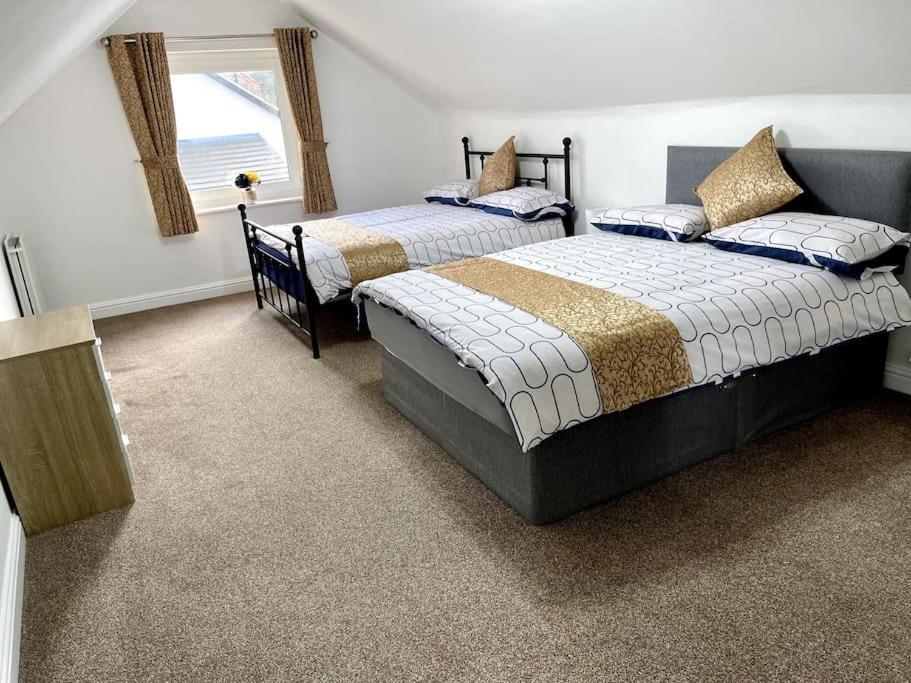 5-Bedroom Cottage In Healing, Grimsby Extérieur photo