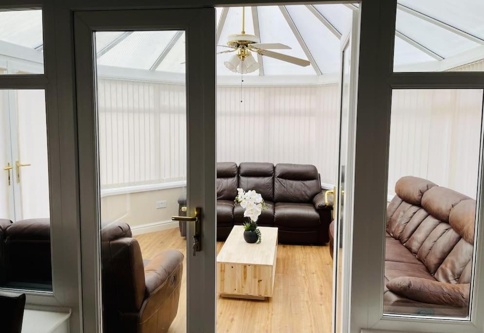 5-Bedroom Cottage In Healing, Grimsby Extérieur photo
