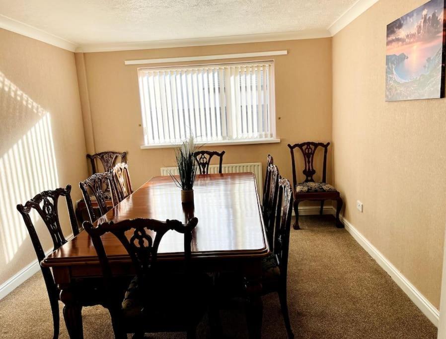 5-Bedroom Cottage In Healing, Grimsby Extérieur photo